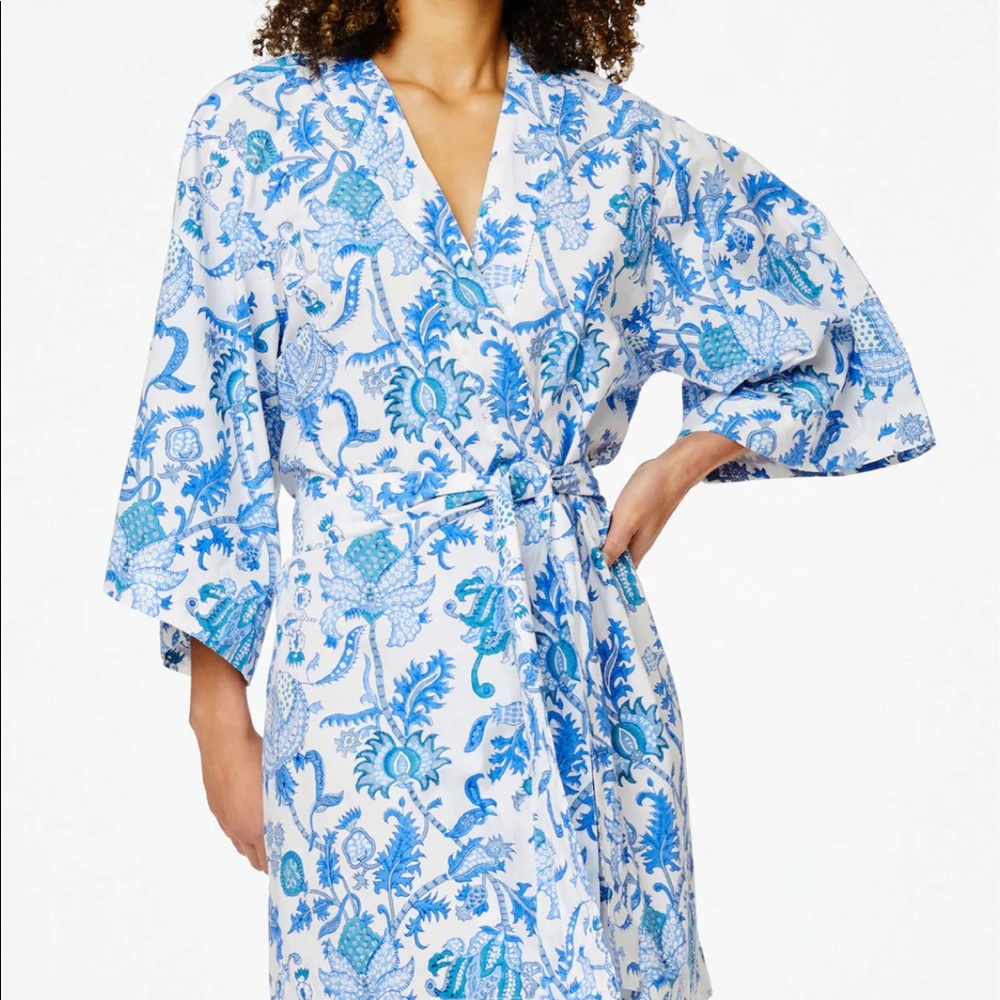 NEW W/ TAGS ROLLER RABBIT AMANDA KIMONO!